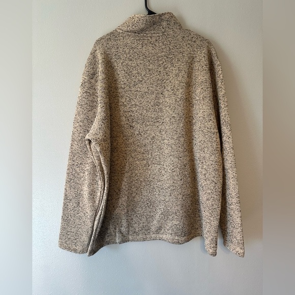 NWT Victory Sportswear Men’s Sweater - Picture 3 of 5